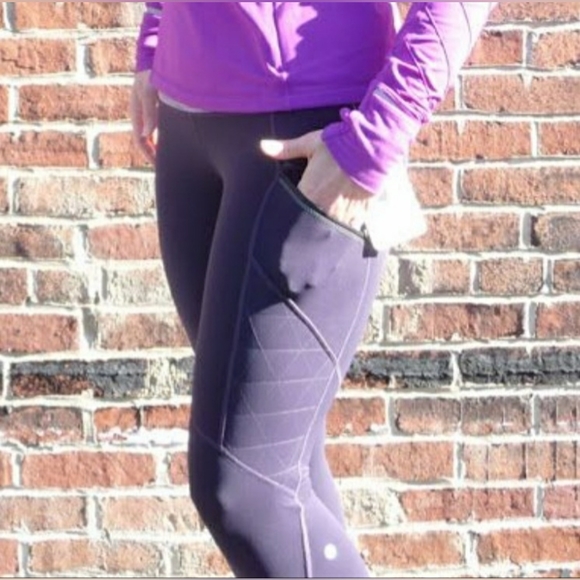🌟SEE NEW LISTING🌟🎉HP!🎉💜Lululemon Toasty Tech II🌟FIRST RELEASE🌌 - Picture 2 of 13